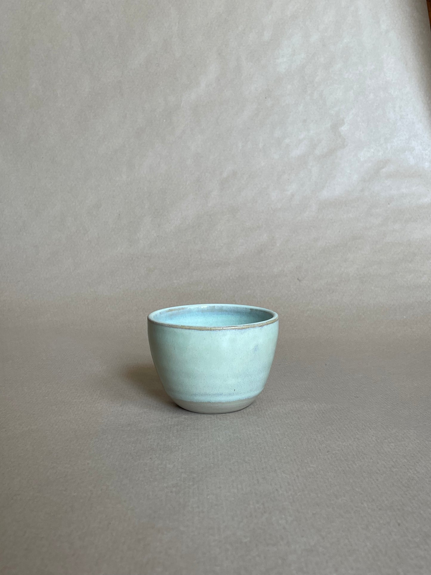 Becher Maeve Minz