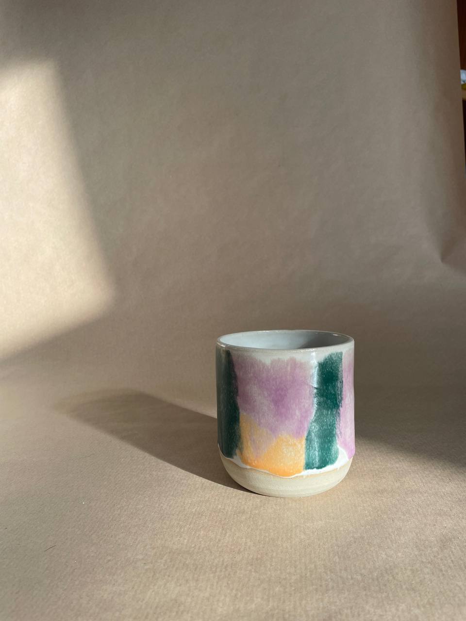 Becher Ava
